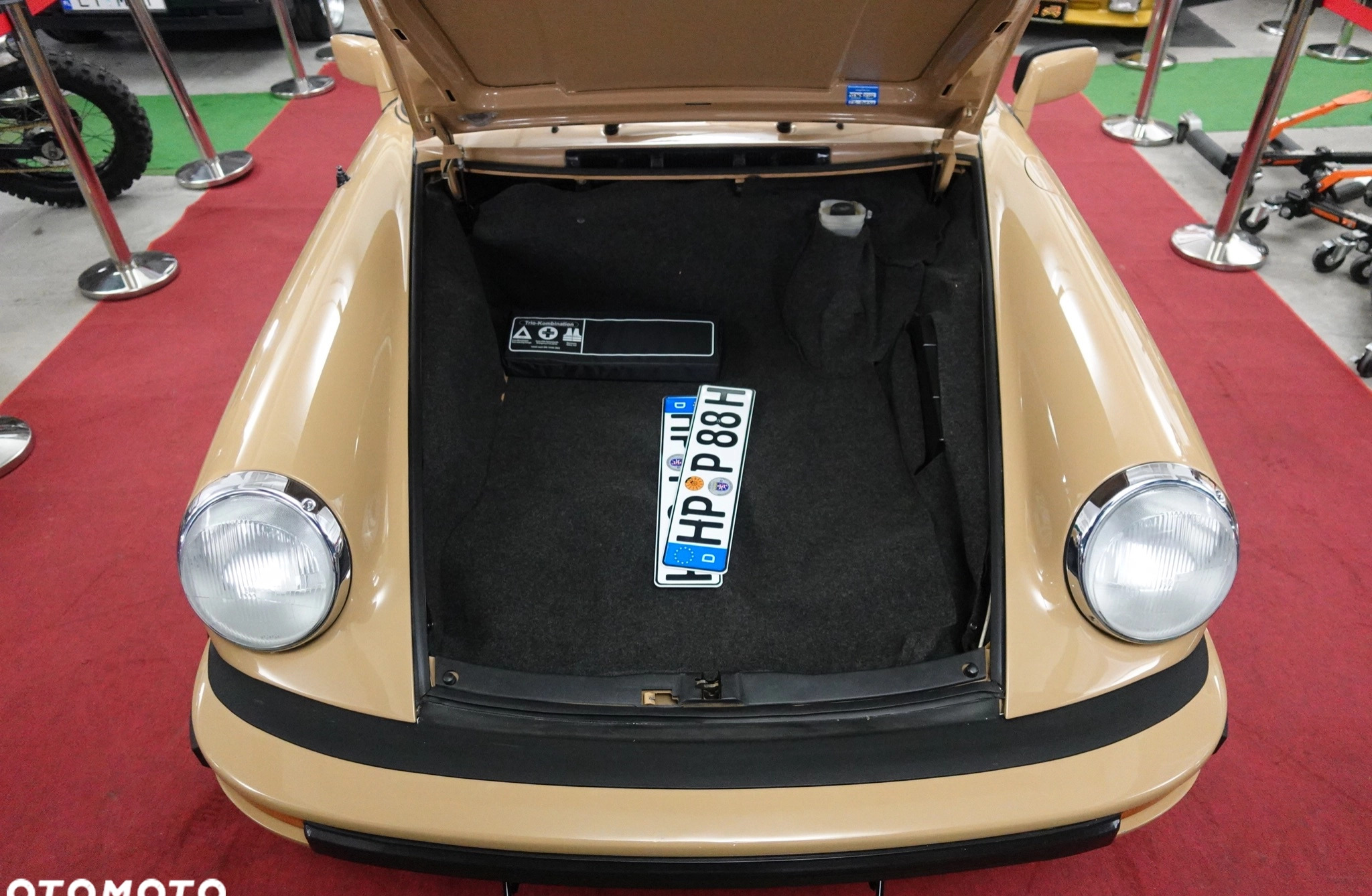 Porsche 911 cena 68900 przebieg: 148158, rok produkcji 1979 z Wejherowo małe 781